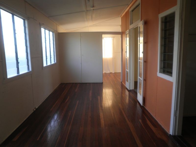 2/23 Pine Mountain Road, North Ipswich QLD 4305