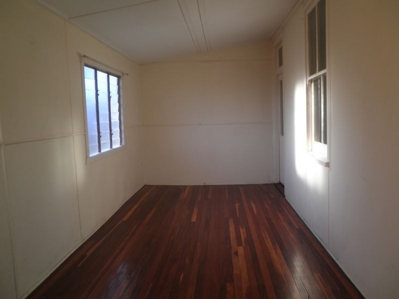 2/23 Pine Mountain Road, North Ipswich QLD 4305