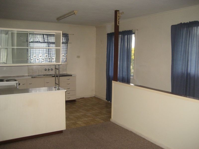 101 Roberston Road, Raceview QLD 4305