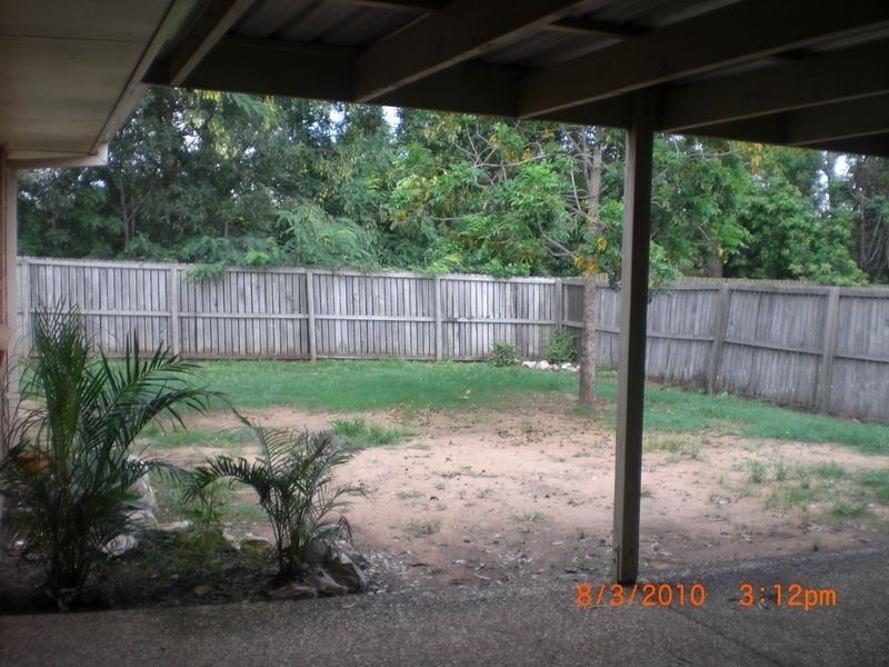 6 Palm Ave, Raceview QLD 4305
