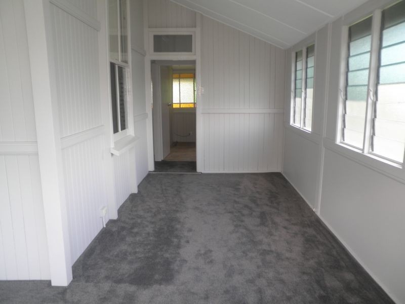 1 Cook Street, Booval QLD 4304