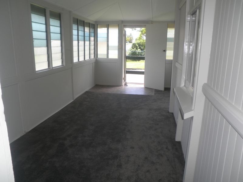 1 Cook Street, Booval QLD 4304