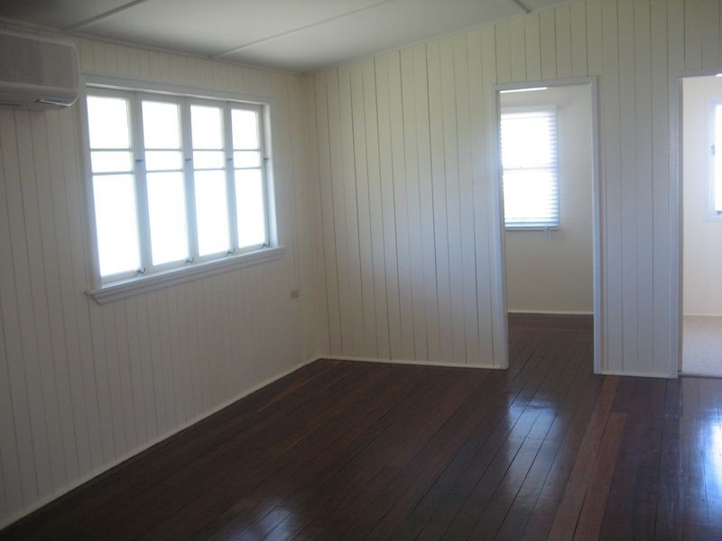 99 Woodend Road, Woodend QLD 4305