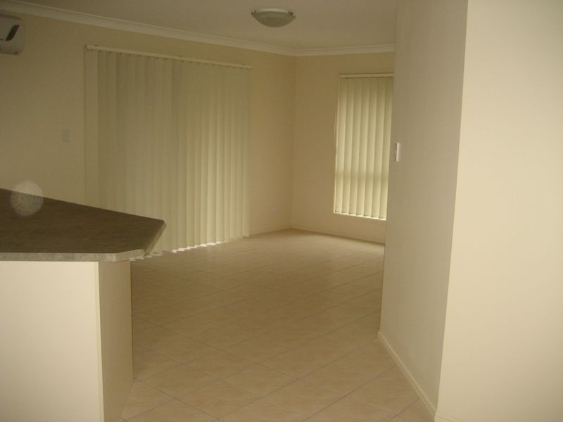 93 Anna Drive, Raceview QLD 4305