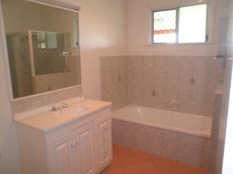 36 Mary Street, Bundamba QLD 4304