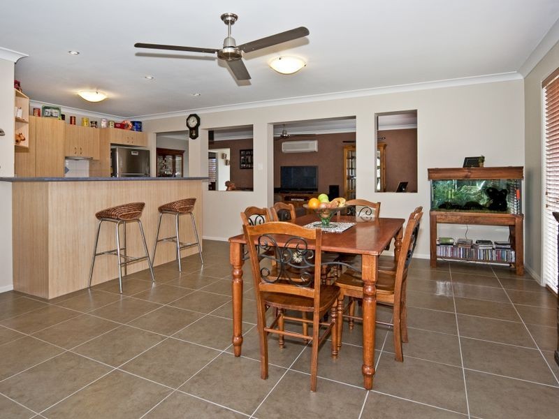 38 Rockman Drive, Raceview QLD 4305