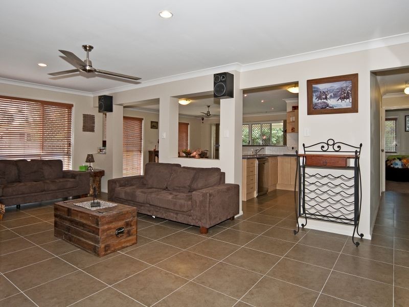 38 Rockman Drive, Raceview QLD 4305