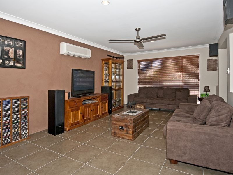 38 Rockman Drive, Raceview QLD 4305