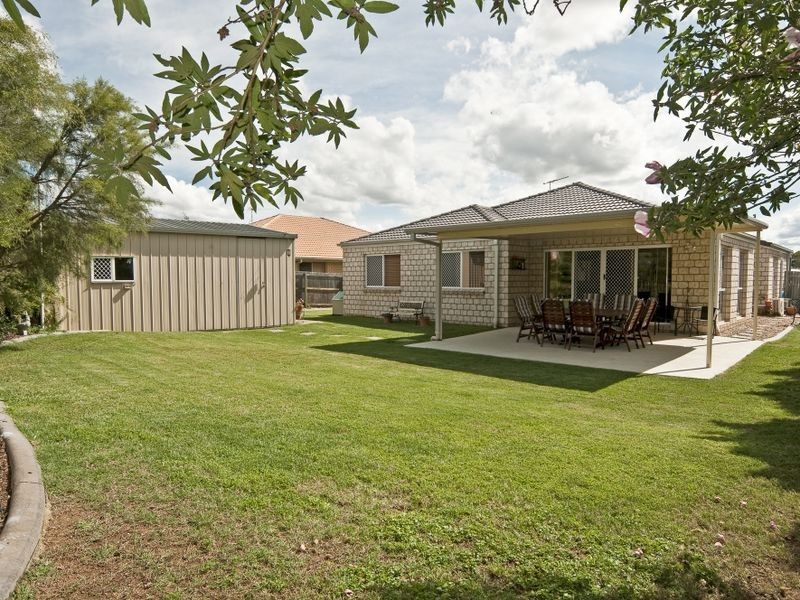 38 Rockman Drive, Raceview QLD 4305