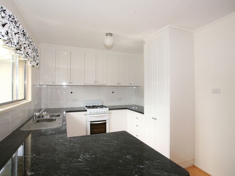 8 Sonter Street, Raceview QLD 4305