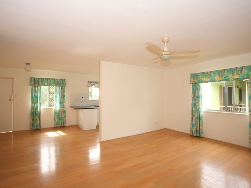 8 Sonter Street, Raceview QLD 4305