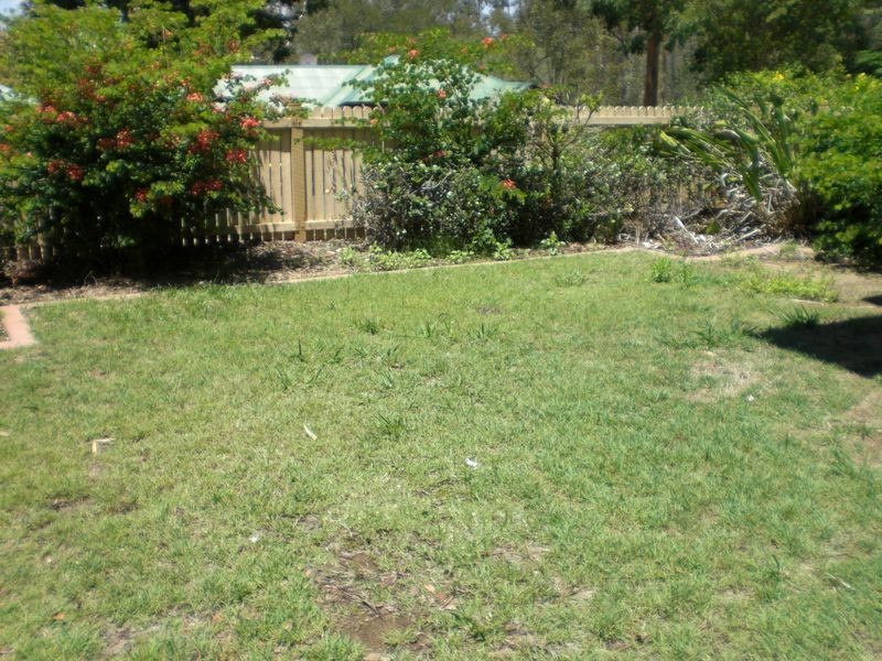 1/13 John Staines Crescent, North Ipswich QLD 4305