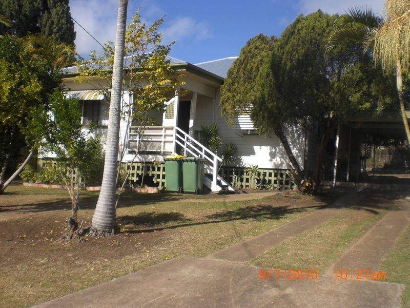9 Stuart Street, Eastern Heights QLD 4305