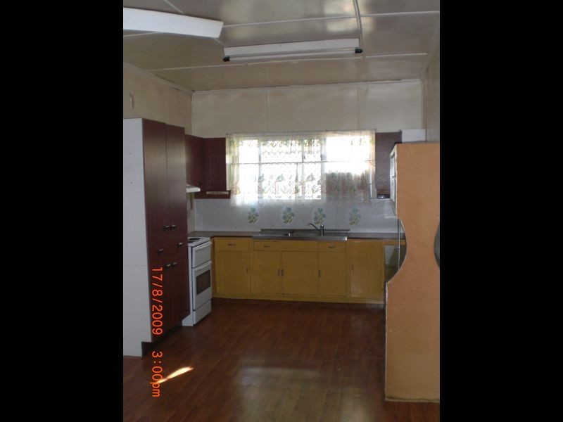 5 Bremer Street, Churchill QLD 4305