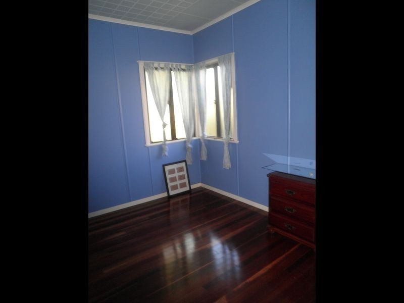 14 Kerton Street, Brassall QLD 4305