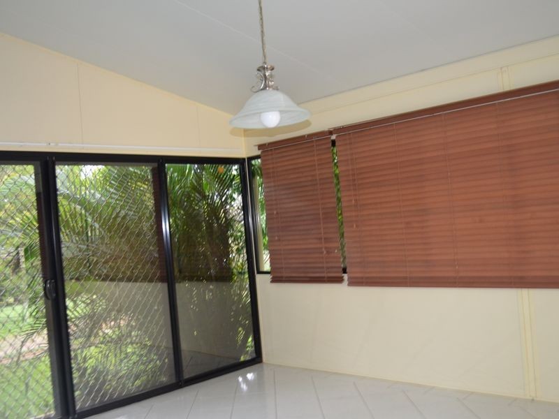 14 Kerton Street, Brassall QLD 4305