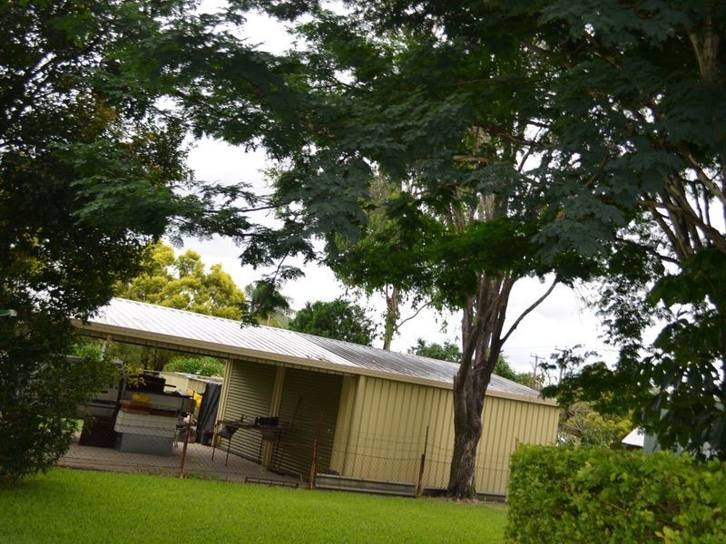 14 Kerton Street, Brassall QLD 4305