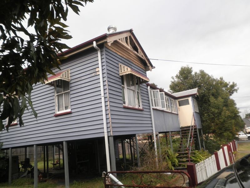 50 Thorn Street, Ipswich QLD 4305