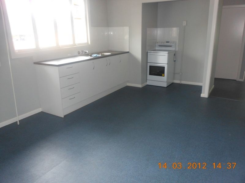 4 Mortimer Street, Ipswich QLD 4305