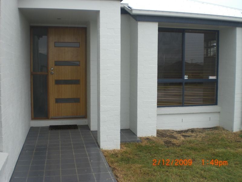 2 Dewhurst Crescent, Raceview QLD 4305