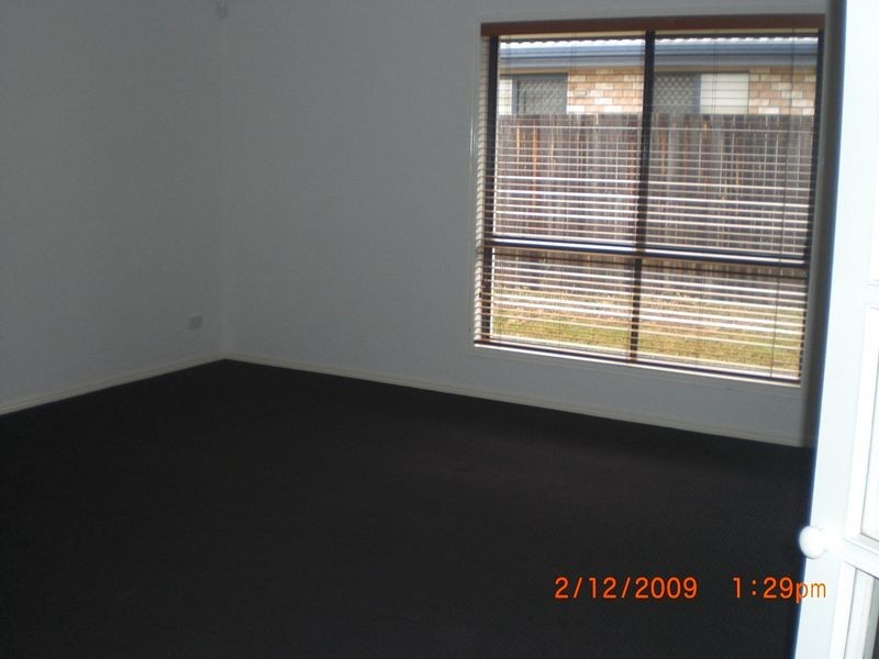 2 Dewhurst Crescent, Raceview QLD 4305