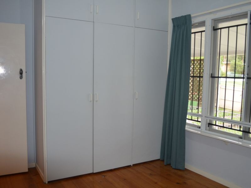 14 Cameron Street, Brassall QLD 4305