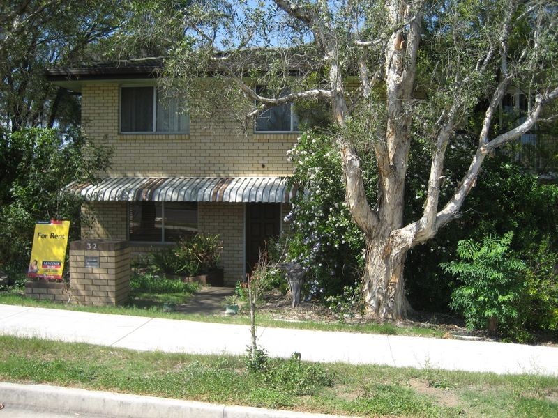 32 Siemons Street, One Mile QLD 4305