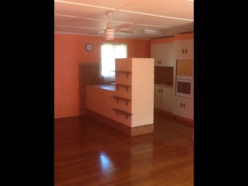 81 Brisbane Road, Riverview QLD 4303