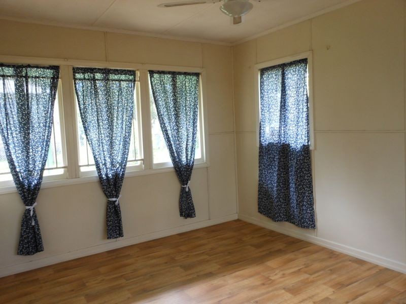 13 Jackes Street, Eastern Heights QLD 4305