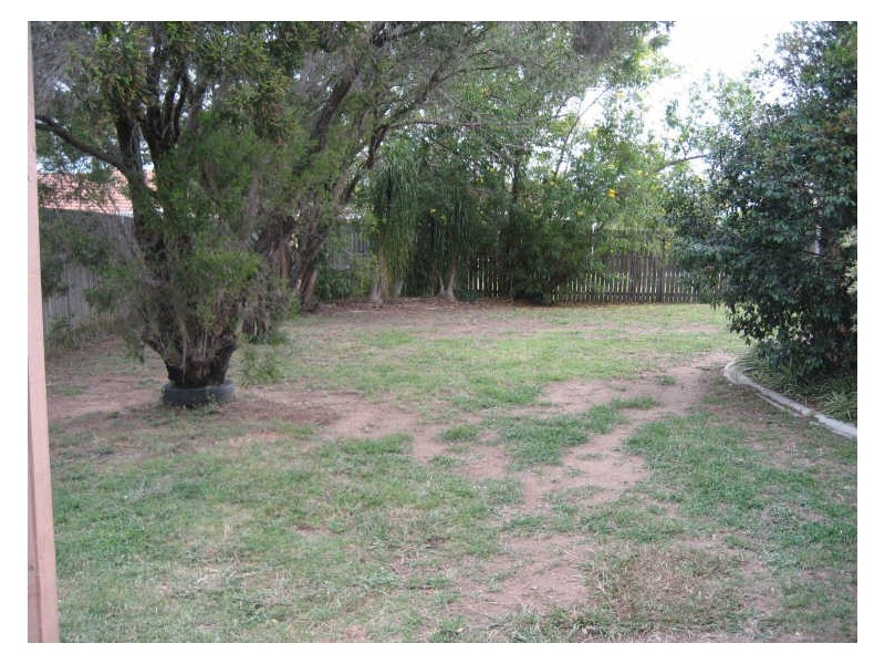 11 Cocos Place, Raceview QLD 4305