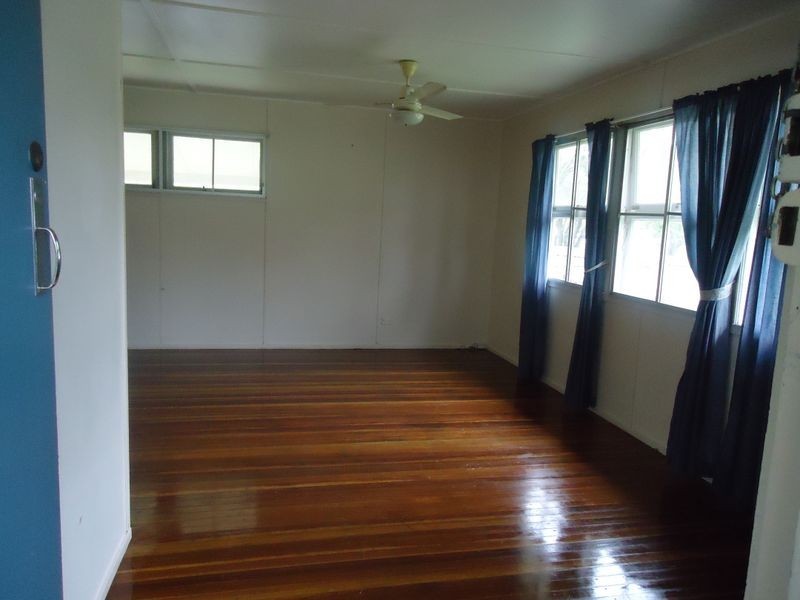 10 Coverack Street, Leichhardt QLD 4305
