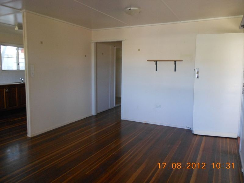 13 Felette Street, Leichhardt QLD 4305