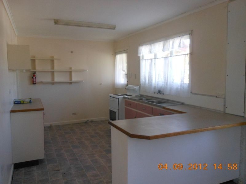 1a Leslie Street, East Ipswich QLD 4305