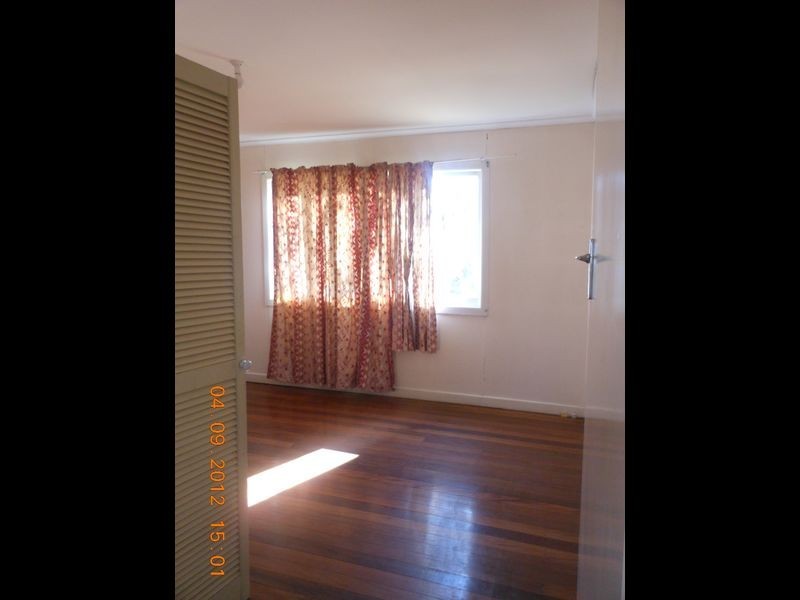 1a Leslie Street, East Ipswich QLD 4305