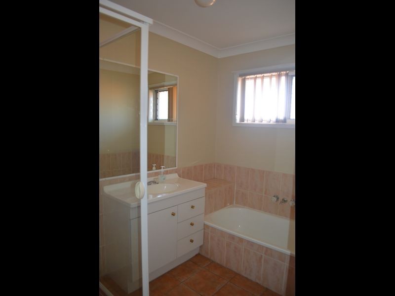 244 Edwards Street, Raceview QLD 4305
