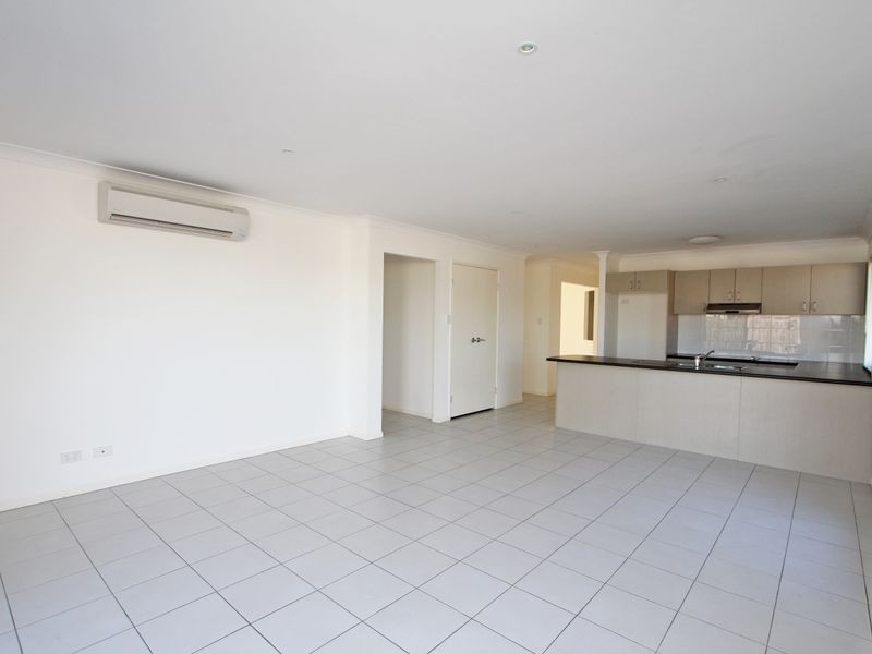 30 Nixon Drive, North Booval QLD 4304