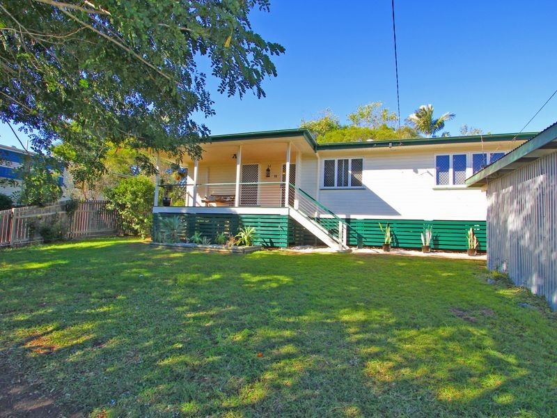 18 Flinders Drive, Leichhardt QLD 4305