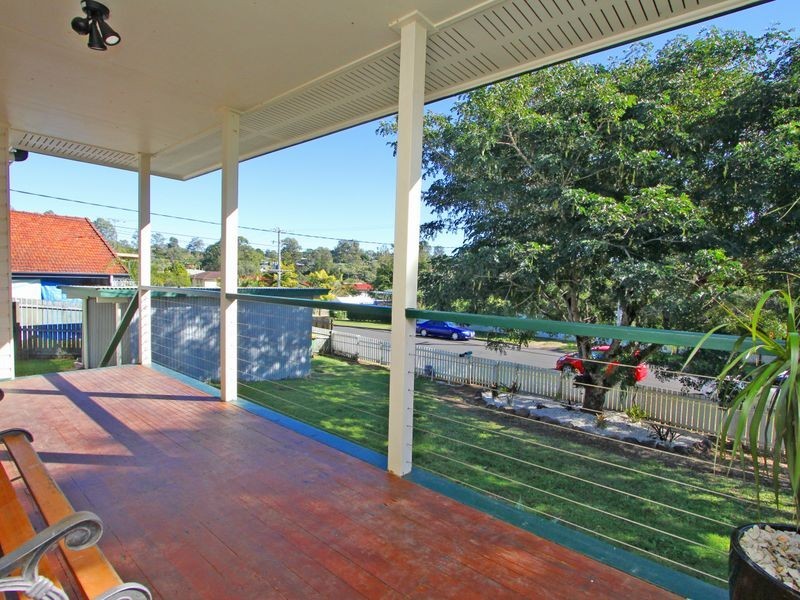 18 Flinders Drive, Leichhardt QLD 4305