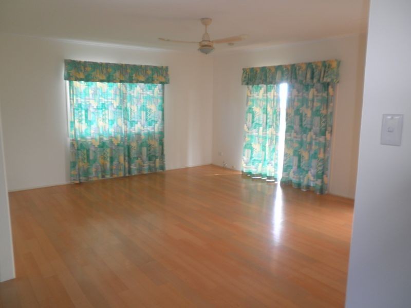 8 Sonter Street, Raceview QLD 4305