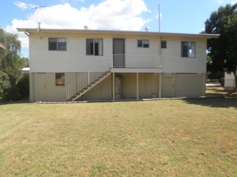 8 Sonter Street, Raceview QLD 4305
