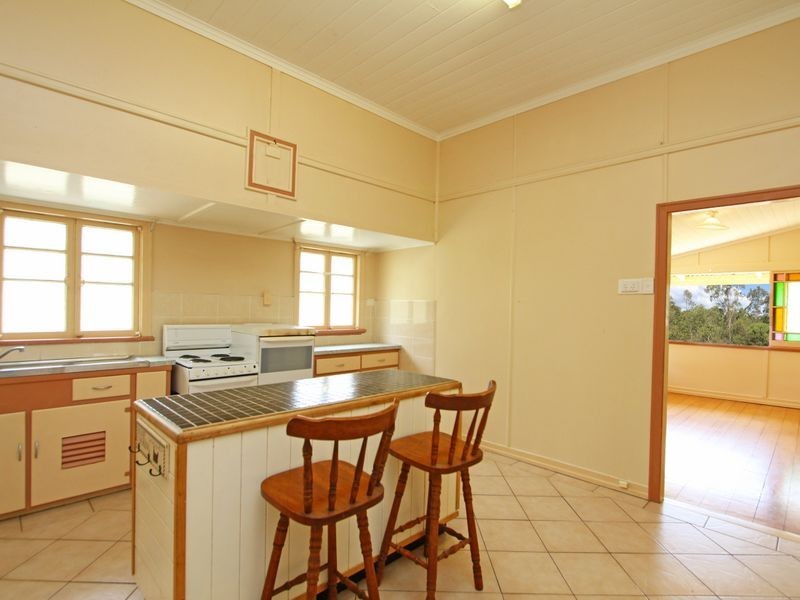 256 Blackwall Rd, Chuwar QLD 4306