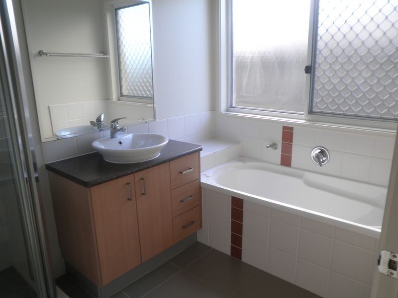 5 Shiralee Court, Raceview QLD 4305