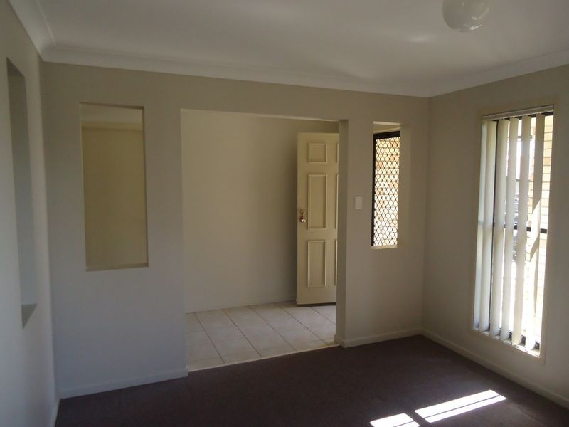 15 Dewhurst Crescent, Raceview QLD 4305