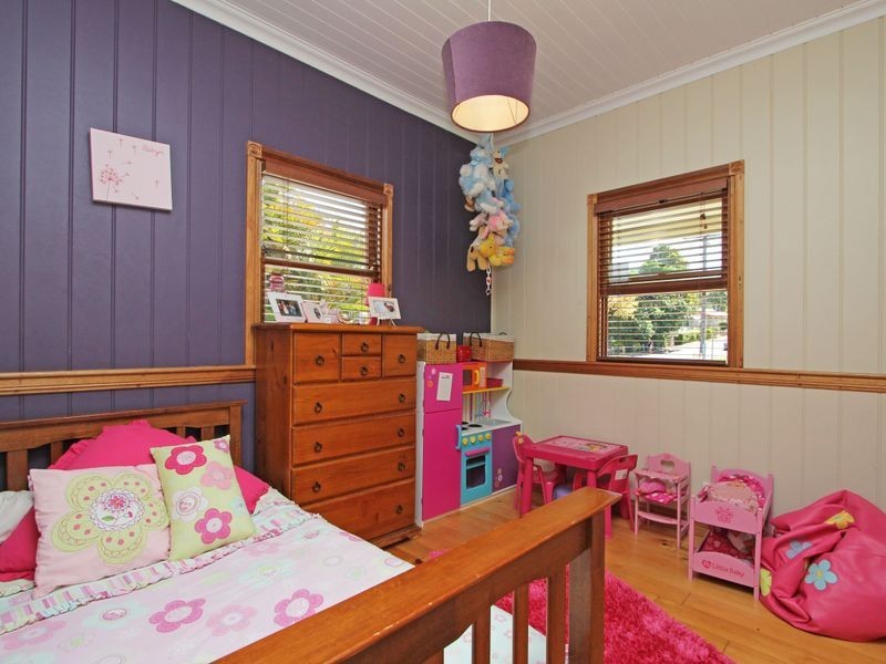 35 Pine Street, North Ipswich QLD 4305