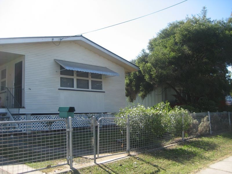 68 Robertson Road, Eastern Heights QLD 4305