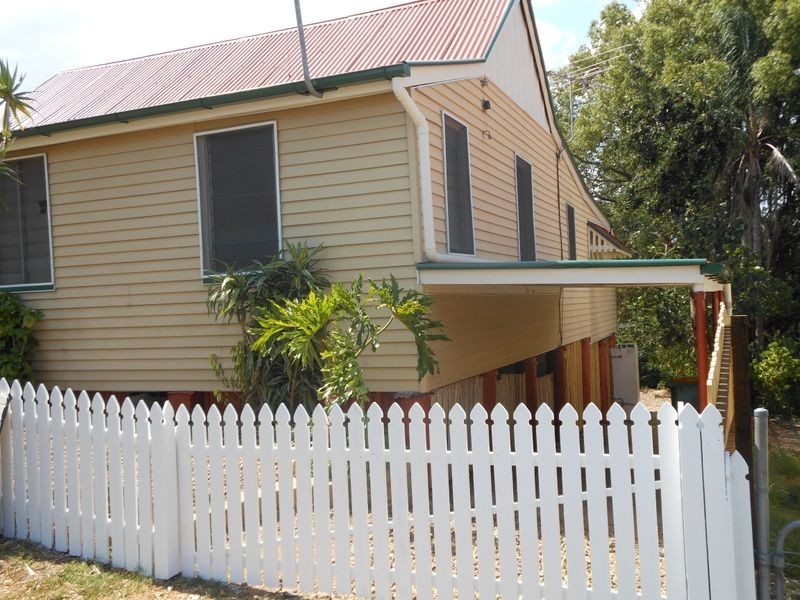 4 Eastwood Street, North Ipswich QLD 4305