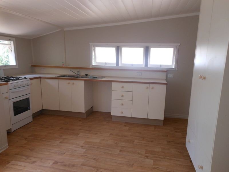 4 Eastwood Street, North Ipswich QLD 4305