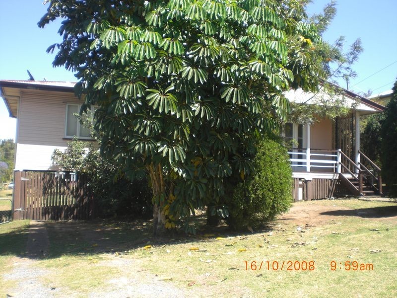 2 Perrett Street, Bundamba QLD 4304