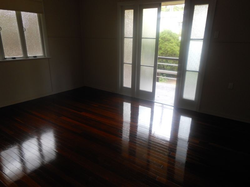 2 Perrett Street, Bundamba QLD 4304