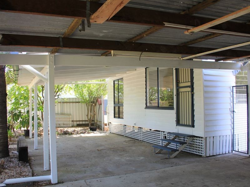 12 Lindsay Street, Bundamba QLD 4304
